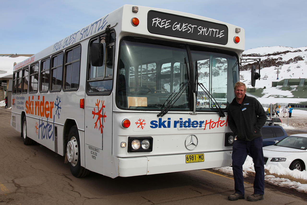 Free bus to Perisher Ski Fields