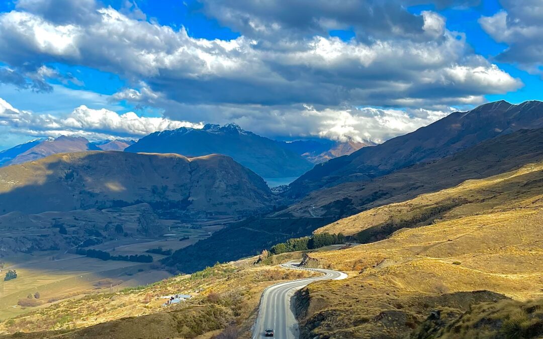 Ultimate Queenstown New Zealand Car Rental Guide for 2023 | Tips For A Hassle-Free Road Trip